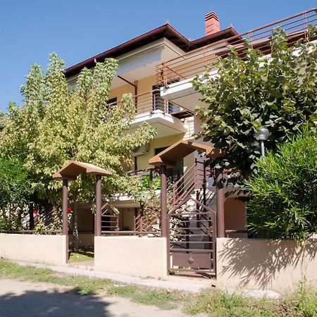 Elena Apartments 2 아스프로발타 외부 사진