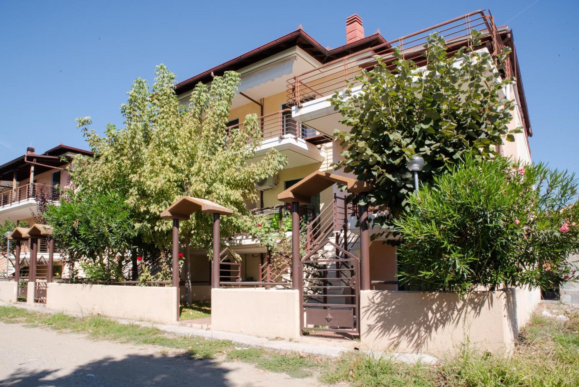 Elena Apartments 2 아스프로발타 외부 사진