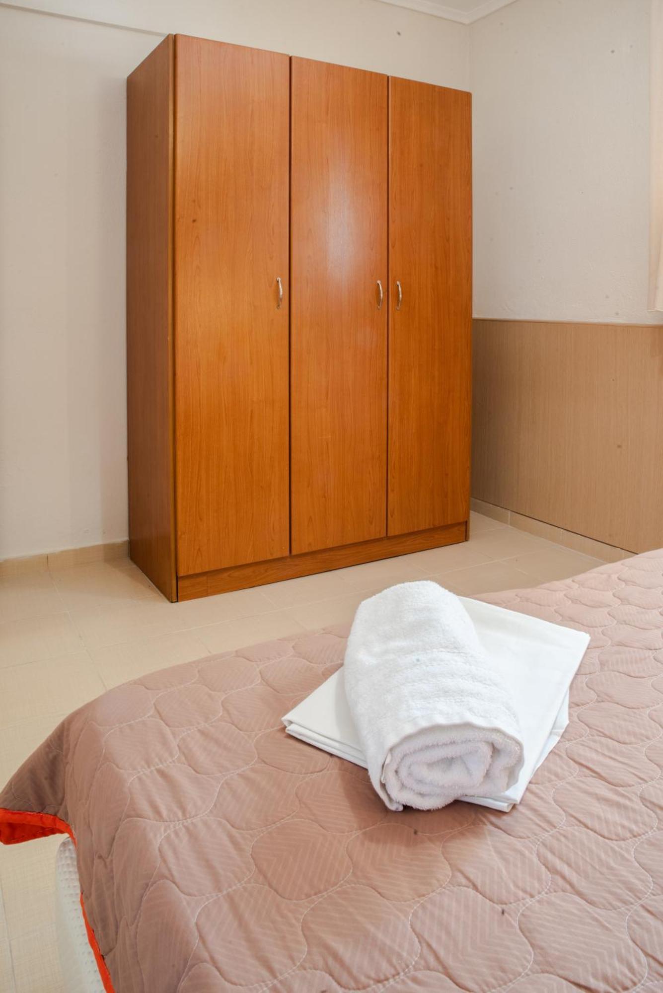 Elena Apartments 2 아스프로발타 외부 사진